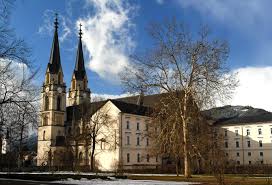 It is historically most notable for admont abbey, a monastery founded gesause national park, in which admont lies, is an area of outstanding beauty. Admont Reisefuhrer Auf Wikivoyage
