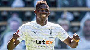 Breel donald embolo (born 14 february 1997) is a swiss professional footballer who plays as a forward for german club borussia mönchengladbach and the switzerland national team. Bundesliga Breel Embolo Who Is The Borussia Monchengladbach And Switzerland Forward