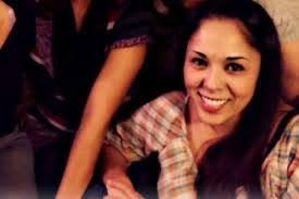 Julie Huckins's Instagram, Twitter & Facebook