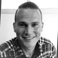 Vandaag een leuke verrassing gekregen van de vrouw ook mijn twee grote  meiden doen mee met de zaak 🥰Roy Neele Infra sweaters van de meiden  gemaakt door Shirtsborduren👍🏻