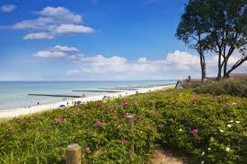 The baltic sea is an arm of the atlantic ocean, enclosed by denmark, estonia, finland, germany, latvia, lithuania, poland, russia, sweden an. Ostsee Die Schonsten Strande An Der Kuste Geo