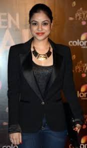 Sumona Chakravarti Father Mother Name Family Photos Husband Sumona started her acting career as a child artist with aamir khan and manisha koirala starrer 'mann' (1999). sumona chakravarti father mother name