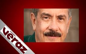 Héctor Coronel en el camino hacia la Rectoría