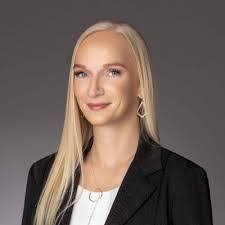 Marisa Devlin's Instagram, Twitter & Facebook