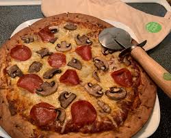 Simpletruthorganic Mymagazinesharing Freesamp My Signature Pizza Made With Simple Truth Organic Classic Th Vegan Pizza Crusts Turkey Pepperoni Vegan Pizza