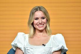 But that's not how the film was initially conceived. Kristen Bell Eats Carbs For Energy And Uses Cbd Oil To Manage Stress