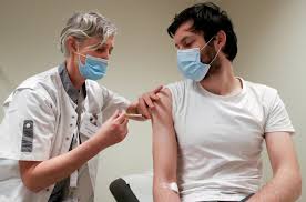 Curevac set up as partnership with bayer (otcmkts:bayry) to produce its coronavirus vaccine and has an agreement with glaxosmithkline (nyse:gsk) to create a next generation of vaccines. D4q5g8oekluvrm