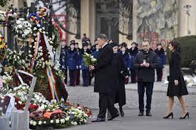 Agerpres video va transmite live funeraliile. Inmormantarea Regelui Mihai In Imagini Momentele Emblematice Foto Stirileprotv Ro