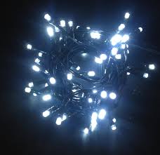 Weitere ideen zu lichterketten innen, coole adventskalender, weihnachtskerzen. Led Lichterkette Kaltweiss Fur Innen Und Aussen 120 Led Lichter 12m Online Kaufen Bei Schulenburg