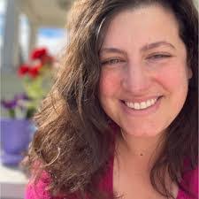 Randi Bowers's Instagram, Twitter & Facebook