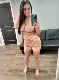 TW Pornstars - Brooke Synn. Twitter. Cam night! 10pm central. Come hang  out. Chat and cum. 12:59 AM - 18 May 2022