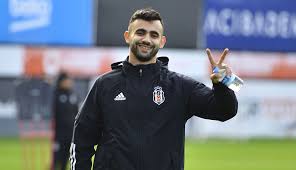 Maurio pochettino psg i̇le i̇lk galibiyetini aldı. Ghezzal Gelecegi Hakkinda Konustu Besiktas Maclarindan Once Ribery Nin Orta Cizgi Besiktas Haberleri Besiktas Transfer Haberleri