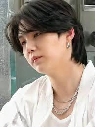 Exploring Infinity and Reality through Music and Video