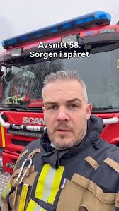 Larm vi minns blir bok 🔥🚒 Ja ni läste rätt! Ni som lyssnar på podden  kommer känna igen er, men i dessa berättelser går vi ännu djupare. Det blir  mer detaljerade händelseförlopp,