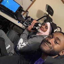 Handsbur Emmanuel (@lamron.handsbur) • Facebook