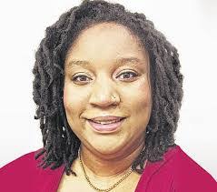 Julie Baxley's Instagram, Twitter & Facebook