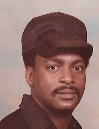 Leslie Savage's Instagram, Twitter & Facebook