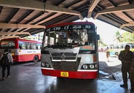 10 injured after Bengaluru-Athani bus rams into tree in Belagavi district -  The Hindu