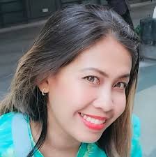 What restaurants in Pensacola, FL do not serve fish or seafood?