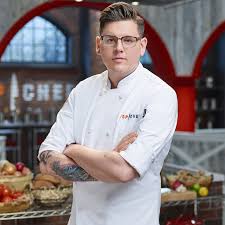 Notre prestigieux jury, composé d'hélène darroze, philippe etchebest. Brian Young Talks Top Chef And Taking The Helm At The Emory