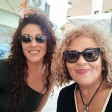 Looks femeninos en colores lisos para lucir estilizadas y modernas 💜  #hairgoals #hair #moda #modafemenina #modafeminina