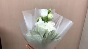 wrapping a flower bouquet using ntuc materials 简单超市花材包出漂亮花束 huamama flowers bouquet diy flowers flowers