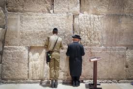 Wie Ein Erdbeben Die Klagemauer Freilegte Fokus Jerusalem