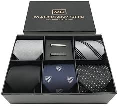 Ranging from gadgets, to trendy fashion and accessories. 18 Great Gift Ideas For A 40 Year Old Man Hahappy Gift Ideas