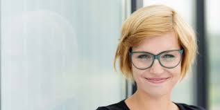 Sally Putney's Instagram, Twitter & Facebook