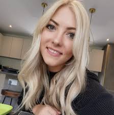 Novel suggestions for a 17-year-old's literary adventure