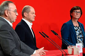 Auch andere umfragen sprechen derzeit nicht für die spd und ihren kandidaten. Spd Wahlprogramm Die Spd Legt Im Wahlkampf Vor Und Setzt Auf Klimaschutz Politik Stuttgarter Zeitung