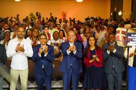 Amarante Baret anuncia su nueva organización politica: Avancemos