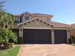 Zillow has 10 homes for sale in naples fl matching marbella. Marbella Lakes Executive Rental House For Rent In Naples Fl Apartments Com
