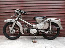 Honda C70 Classic Custom By Sleeping Engine Idiot Garage Honda C70 Honda Classic