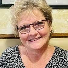 Alina Casner's Instagram, Twitter & Facebook