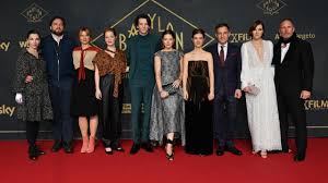 Das serienmeisterwerk babylon berlin sprengte bereits so manche grenzen des bisher dagewesenen im deutschen fernsehen. Babylon Berlin 2017
