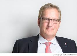 What is a nuclear diamond battery ? English Version Below Wie Sind Wir Das Geworden Was Wir Sind Namlich Eine Der Fuhrenden Industrienationen Fur Prof Dr Hartmut Berghoff Leiter Unseres Instituts Fur Wirtschafts Und Sozialgeschichte Sind Es Insbesondere