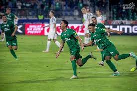 Warta's boxing team won the polish championship 11 times and warta's athletics team won the polish championship five times. Vm50zprqa4iwam