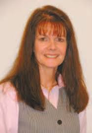 Suzanne Darr's Instagram, Twitter & Facebook