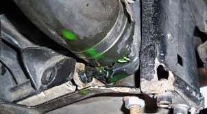 Sampai tabung air spare pun kotor. Ini 5 Tanda Tanda Awal Kerosakan Radiator Mekanika