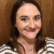 Elizabeth Beal's Instagram, Twitter & Facebook