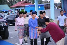 See more of tunku abdul rahman university college on facebook. Yam Tunku Abdul Rahman Al Haj Ibni Sultan Ibrahim Tunku Panglima Johor Berkenan Berangkat Ke Majlis Khatam Al Quran Program Membudayakan Al Quran Peringkat Negeri Johor Di Masjid Temenggung Daeng Abdul Rahman Benut Pontian Pada 1 Jun
