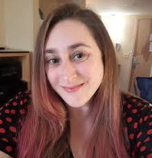 Jennifer Emery's Instagram, Twitter & Facebook