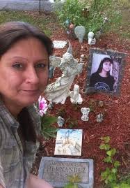 Mona Louisa Hernandez (1972-1995)