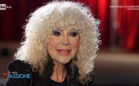 Quell'anno donatella rettore si presenta al festival di sanremo con carmela, canzone intrisa di riferimenti politici alla rivoluzione spagnola. Donatella Rettore Malattia Come Sta Dopo L Operazione