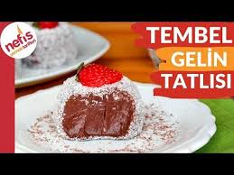 Insanin Gorur Gormez Agzi Sulaniyor Bu Super Kolay Tatli Tarifine Bakinca Kar Beyazi Ust Kisminin Icindeki Kivamli Cikol Tatli Tarifleri Yemek Tarifleri Tatli