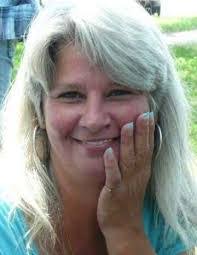 Lola Ritchie's Instagram, Twitter & Facebook