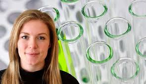 Meet the biochemistry grad who found her niche in IP law