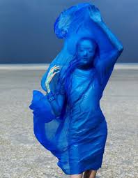 Bird A La Mode Cps Harper S Bazaar China October 2014 Blue Is The Warmest Colour Photo Feeling Blue