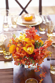 Bring together interesting elements of a day surfing at the beach for a centerpiece. 48 Easy Thanksgiving Centerpieces Diy Thanksgiving Table Decoration Ideas